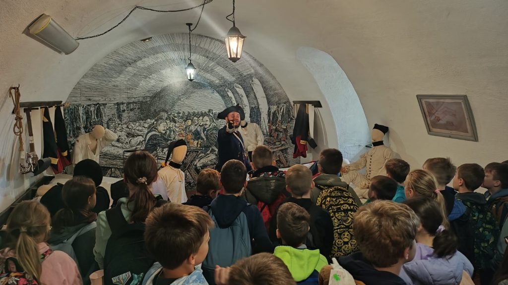 Wycieczka klas 5b i 4a do Twierdzy Kłodzko