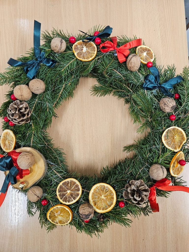 Rodzinne Warsztaty Bożonarodzeniowe w klasie 2b.