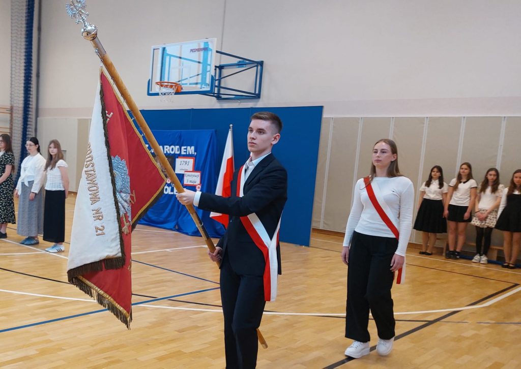 Uroczysty apel z okazji Święta Narodowego Konstytucji 3 Maja